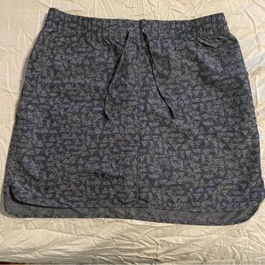 Duluth Trading skirt/skirt, large, like new